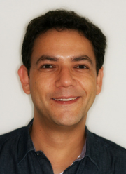 Dokter Anwar Thio, A.K. Thio, Body Clinic, Botox, Facelift, Vollere lippen, rimpelbehandeling, Radiesse, handen, handverjonging, facelift, restylane, rimpelbehandeling, rimpels verwijderen, Hyaluronzuur, Teosyal, Hyacorp